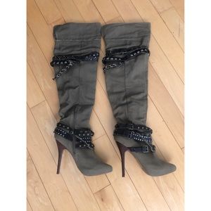 Bakers Knee High Rikki Boots In Khaki.